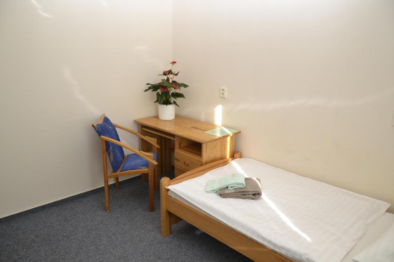 Volha Hostel Prague Exterior photo